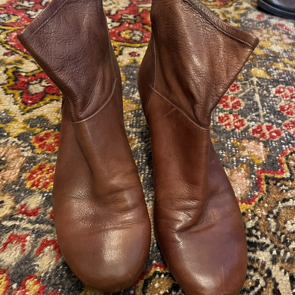Nine West Brown Leather Womens Ankle Bootie